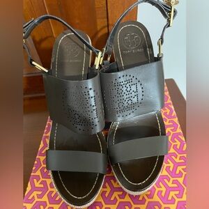Tory Burch Brown Leather Sandals